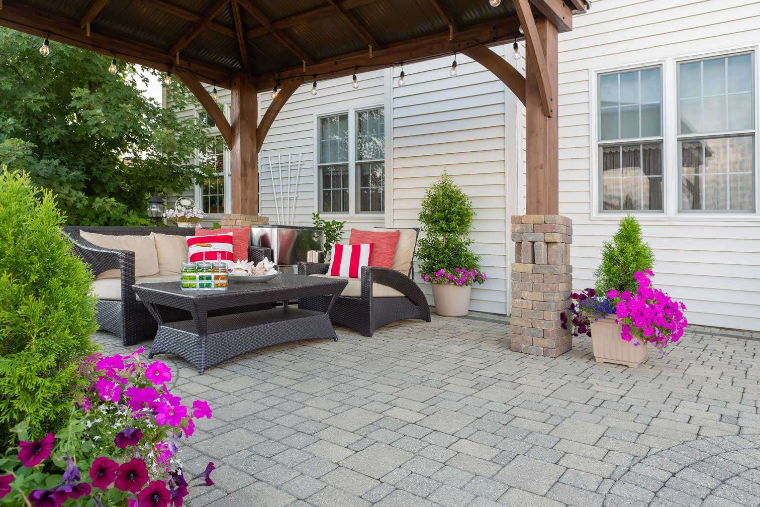 patio Laughter Family Hardscapes outdoor living project